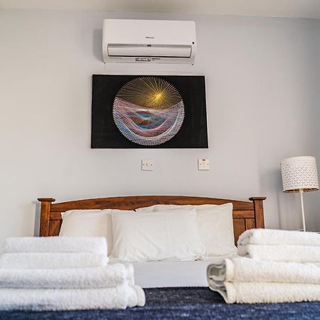 Anemomylos Guesthouse Paralimni Exterior photo