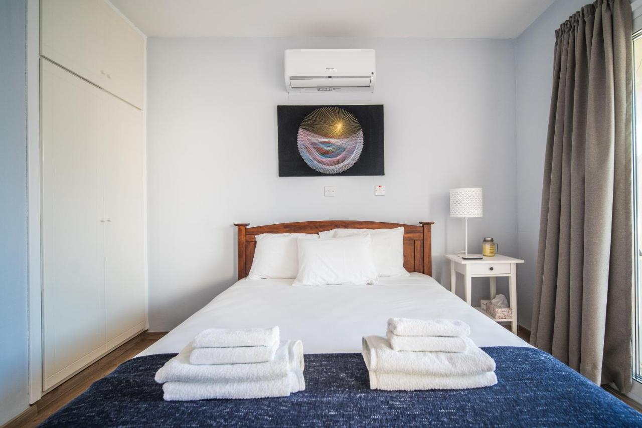 Anemomylos Guesthouse Paralimni Exterior photo